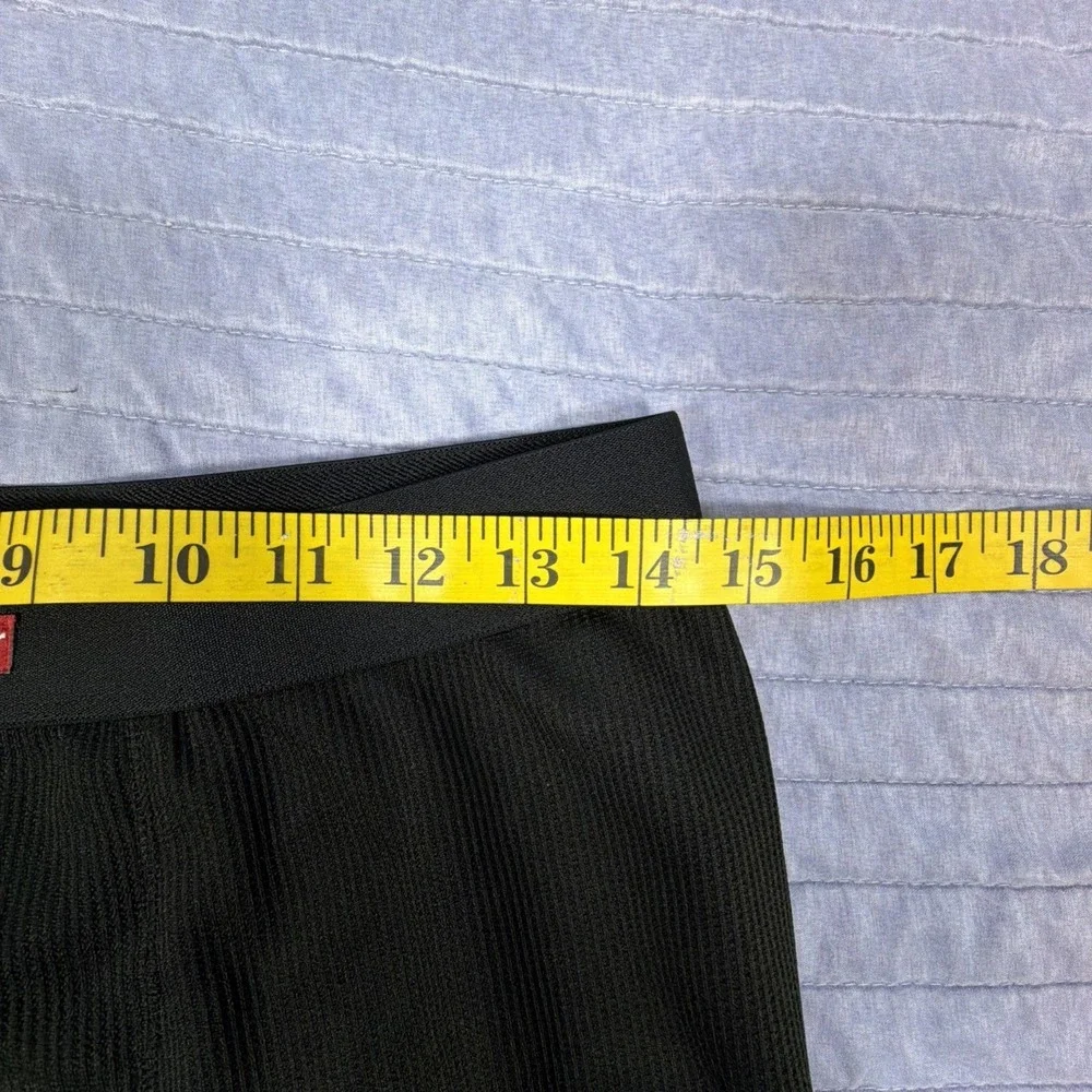 Wrangler Men's Medium Black Long Sleeve Waffle Thermal Crew Pocket Tagless Shirt